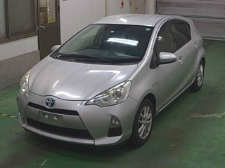 TOYOTA AQUA 2014