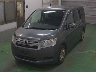 HONDA STEP WAGON 2010