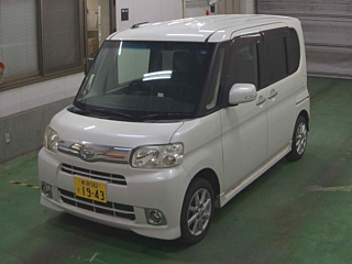 DAIHATSU TANTO 2012