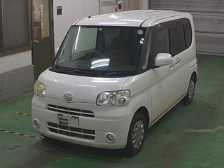 DAIHATSU TANTO 2010