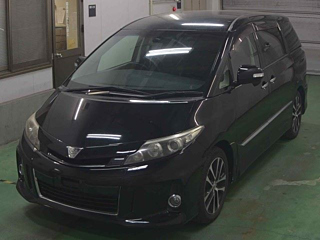 TOYOTA ESTIMA 2013