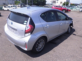 TOYOTA AQUA 2018