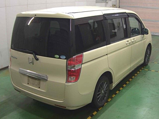 HONDA STEP WAGON 2010