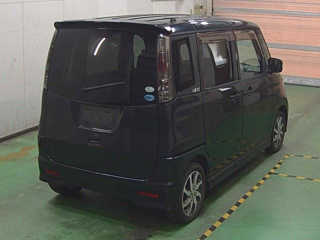 NISSAN ROOX 2010