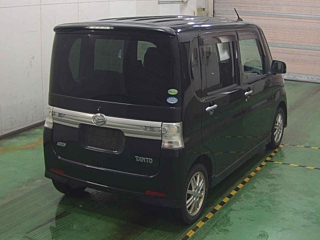 DAIHATSU TANTO 2012