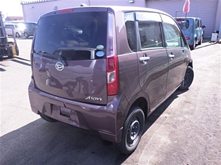 DAIHATSU MOVE 2011
