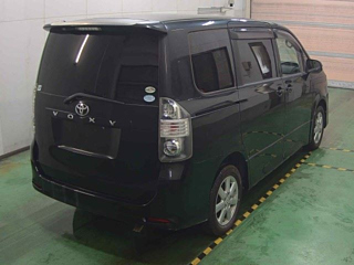 TOYOTA VOXY 2008