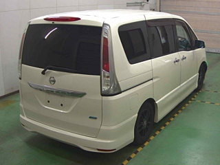 NISSAN SERENA 2011