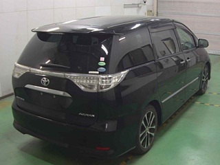 TOYOTA ESTIMA 2013