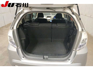 HONDA FIT 2010