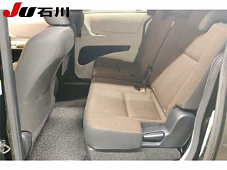 TOYOTA SIENTA 2016
