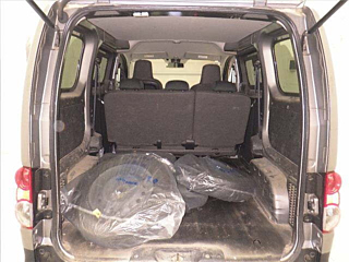 NISSAN NV200 2020