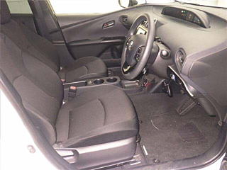 TOYOTA PRIUS 2020