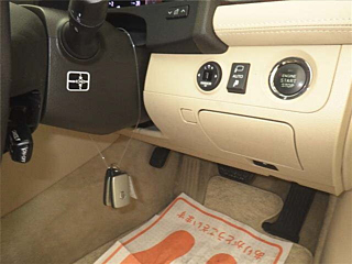 TOYOTA CROWN 2011