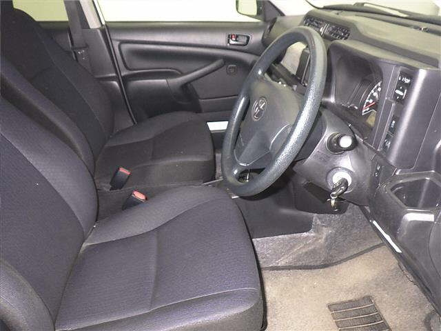 TOYOTA PROBOX 2017