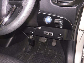 TOYOTA PRIUS 2020