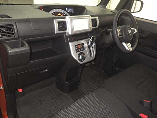 DAIHATSU WAKE 2015