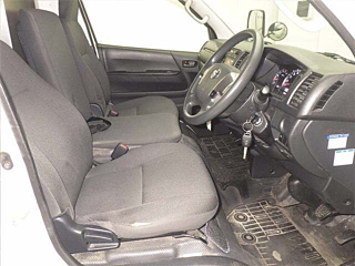 TOYOTA HIACE VAN 2019