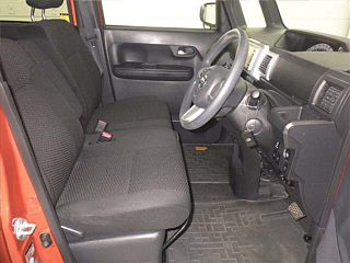 DAIHATSU WAKE 2015
