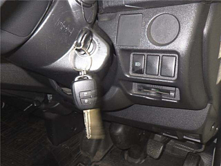 TOYOTA HIACE VAN 2019