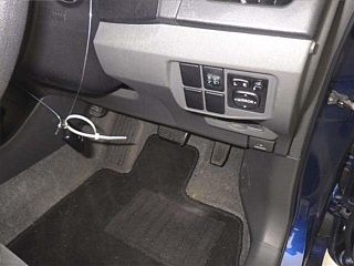 TOYOTA PRIUS 2011