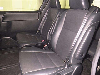 TOYOTA ESQUIRE 2018