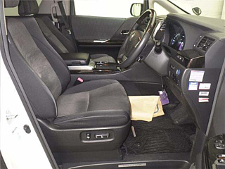 TOYOTA VELLFIRE 2012
