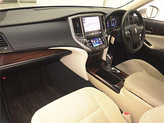 TOYOTA CROWN 2013