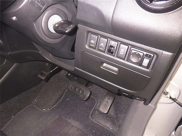 NISSAN AD 2021