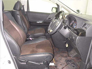 TOYOTA ALPHARD 2015