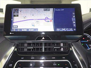 TOYOTA HARRIER 2022
