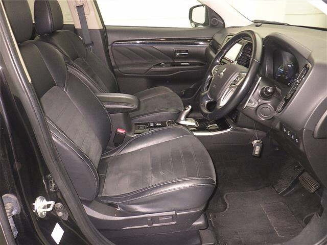 MITSUBISHI OUTLANDER PHEV 2018