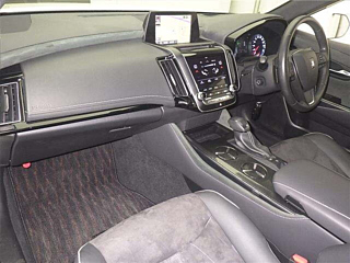 TOYOTA CROWN 2020