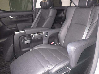 TOYOTA VELLFIRE 2020