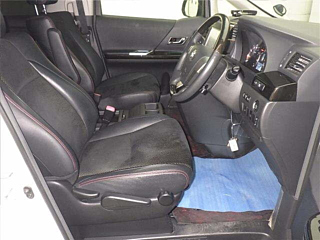 TOYOTA VELLFIRE 2014