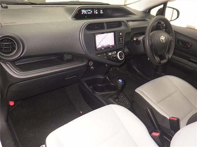 TOYOTA AQUA 2018