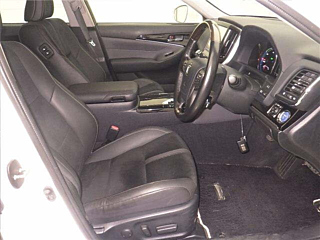 TOYOTA CROWN 2018