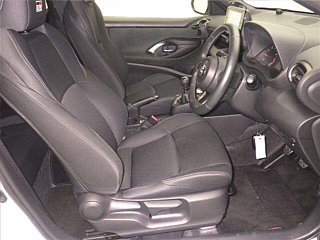 TOYOTA YARIS 2021