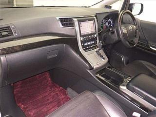 TOYOTA ALPHARD 2013