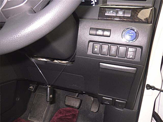 TOYOTA ALPHARD 2013