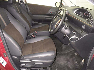 TOYOTA SIENTA 2019