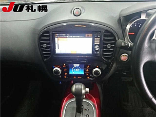 NISSAN JUKE 2012