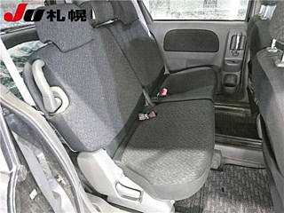 TOYOTA SIENTA 2013