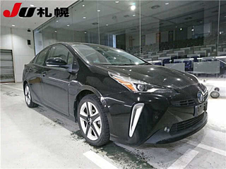 TOYOTA PRIUS 2019