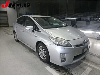 TOYOTA PRIUS 2010