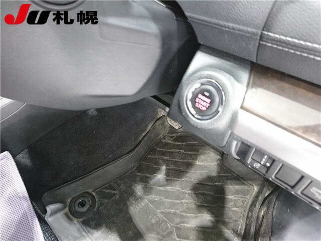 SUBARU LEGACY B4 2017