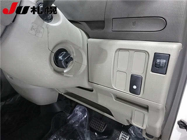 DAIHATSU TANTO 2008