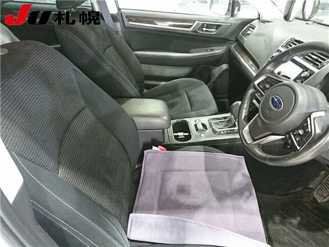SUBARU LEGACY B4 2017