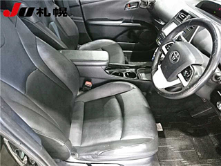 TOYOTA PRIUS 2016