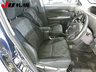 TOYOTA COROLLA RUMION 2011